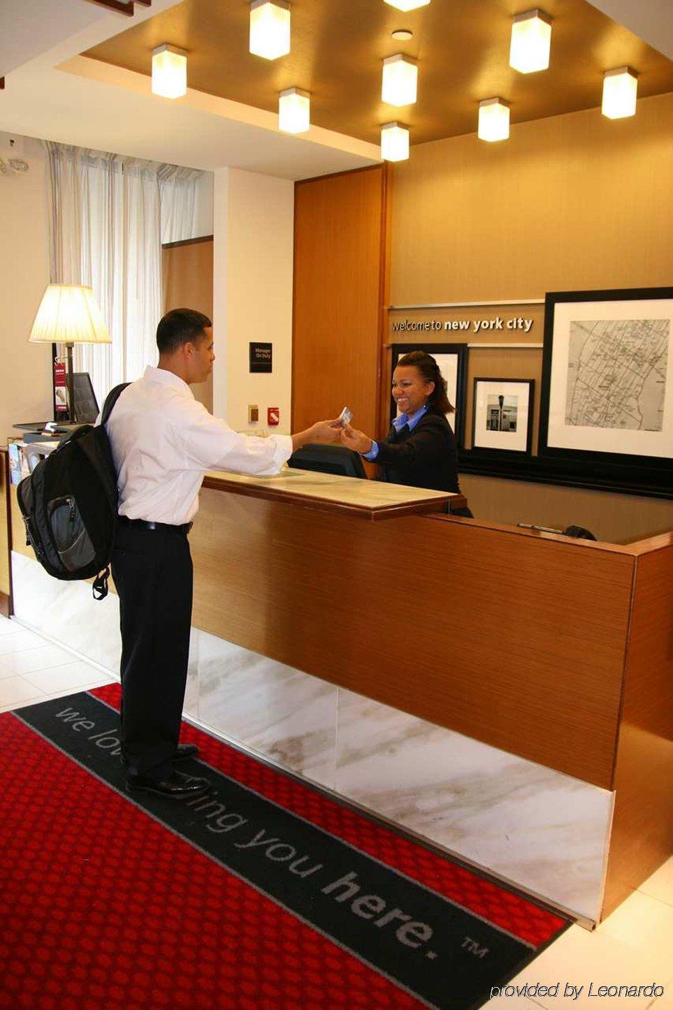 Hampton Inn Seaport Financial District New York Interior photo