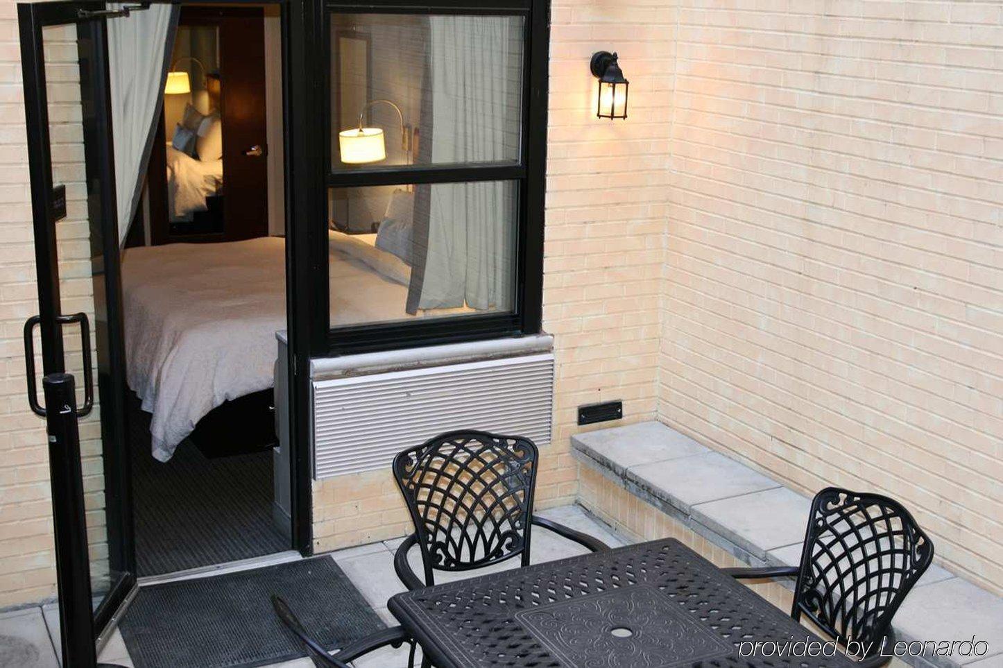 Hampton Inn Seaport Financial District New York Room photo
